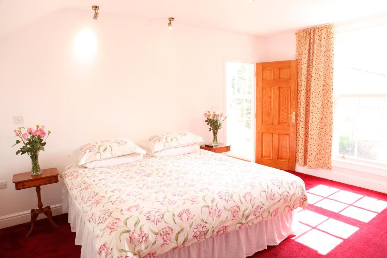 Swan London - Heathrow Guest house 4*